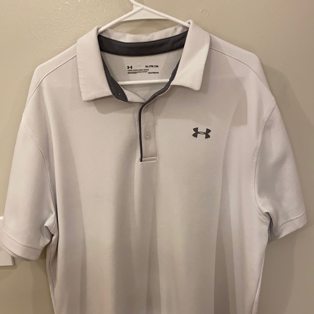 Like New Under Armour Polo